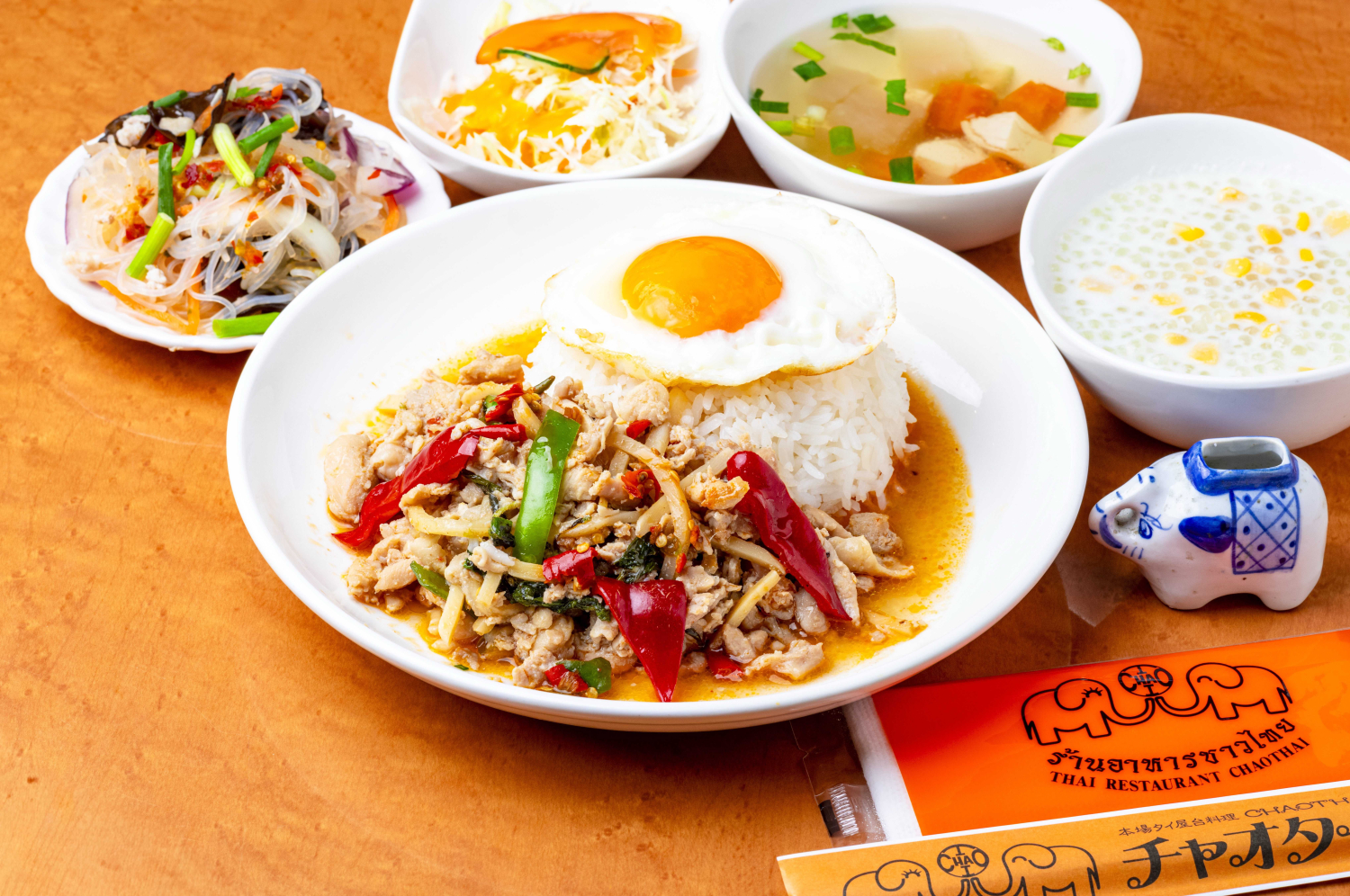 タイ政府認定「タイセレクト」取得のチャオタイが贈る、 香り高くスパイシーなガパオライス!